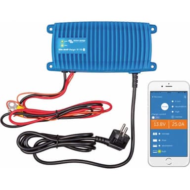 Blue Smart IP67 Charger 12/25 (1)